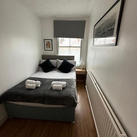 3 Bed Flat With Pool Table Lägenhet Cambridge  Exteriör bild