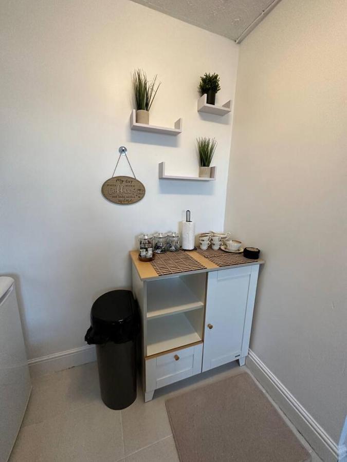 3 Bed Flat With Pool Table Lägenhet Cambridge  Exteriör bild