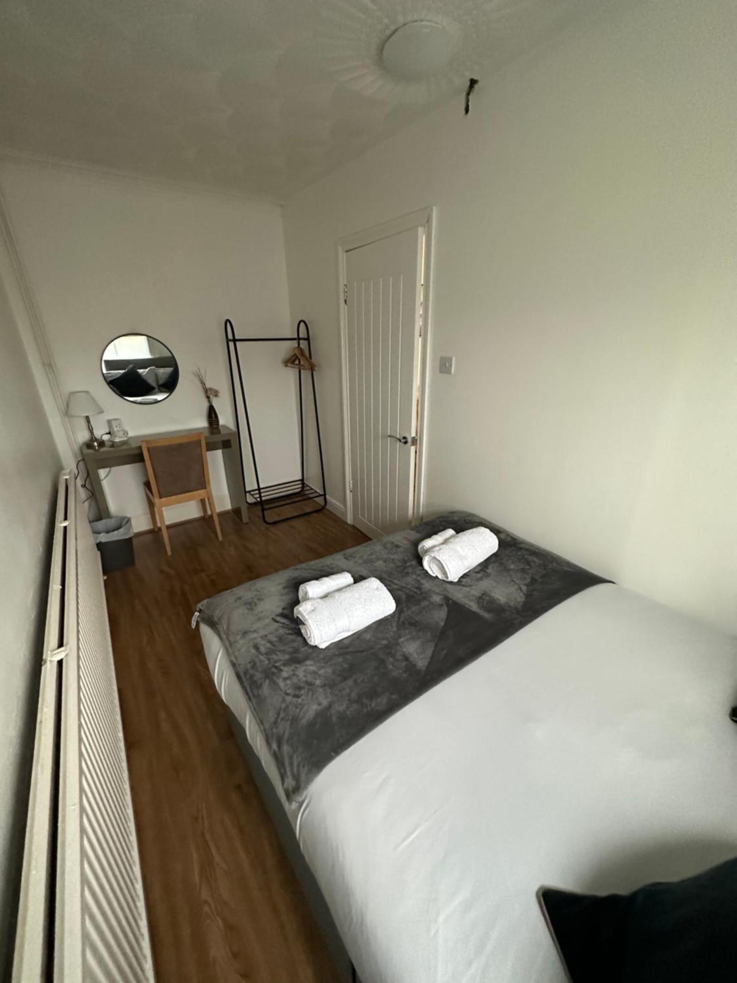 3 Bed Flat With Pool Table Lägenhet Cambridge  Exteriör bild